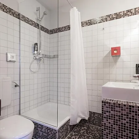 Отель Oyo Matzbach 3*
