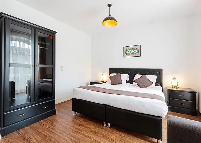 Oyo Matzbach ホテル