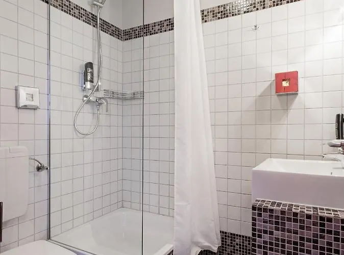 Hotel Oyo Matzbach 3*